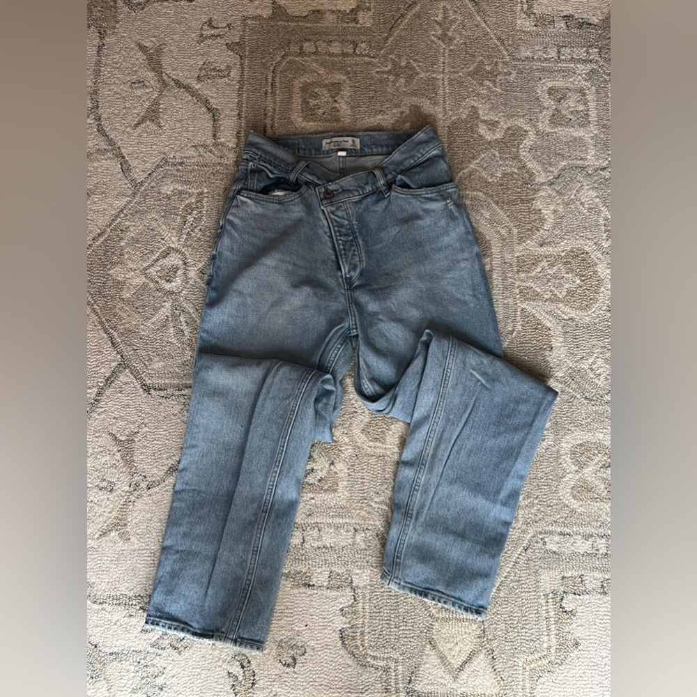 ABERCROMBIE & fitch